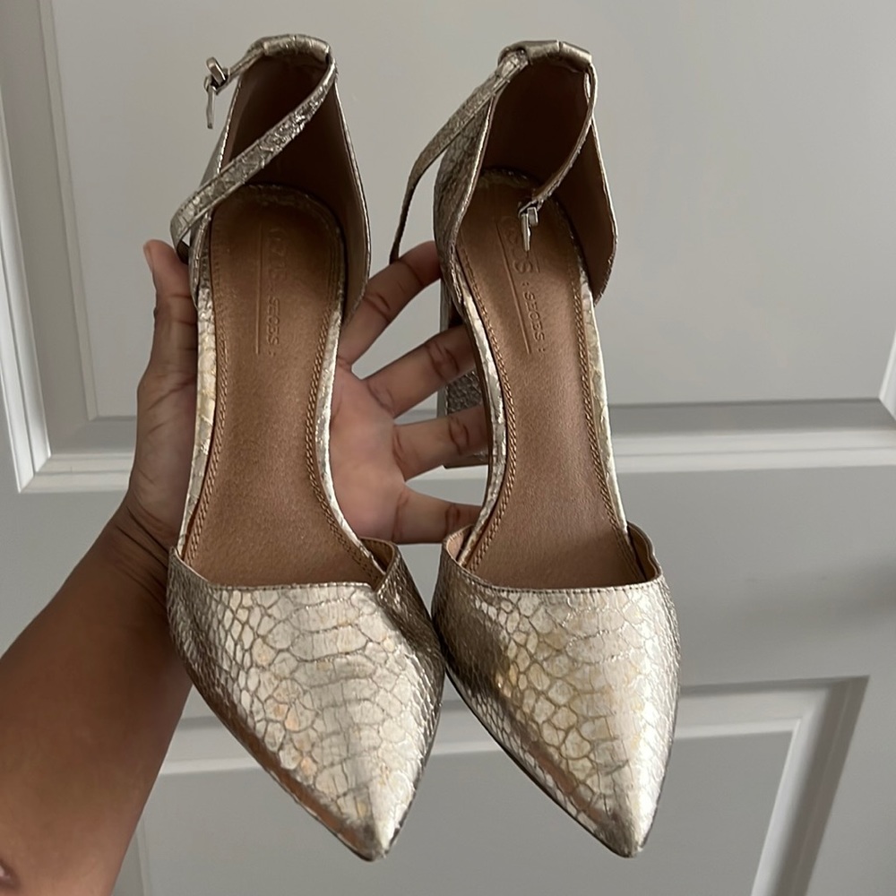 ASOS gold snakeskin block heel - Picture 3 of 3